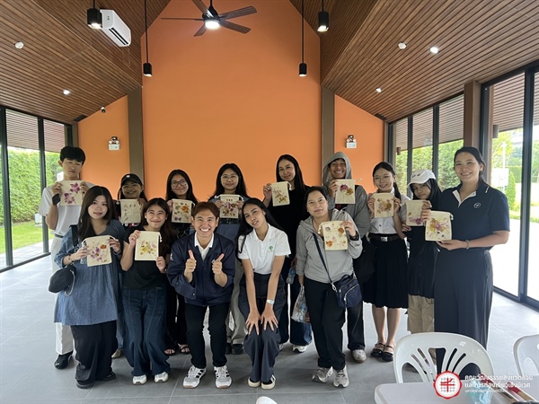 กิจกรรมเข้าเยี่ยมชมนิทรรศการชลวัฏน์วิถี การจัดการทรัพยากรน้ำและสิ่งแวดล้อม สร้างความสัมพันธ์ระหว่างคน น้ำ และระบบนิเวศ